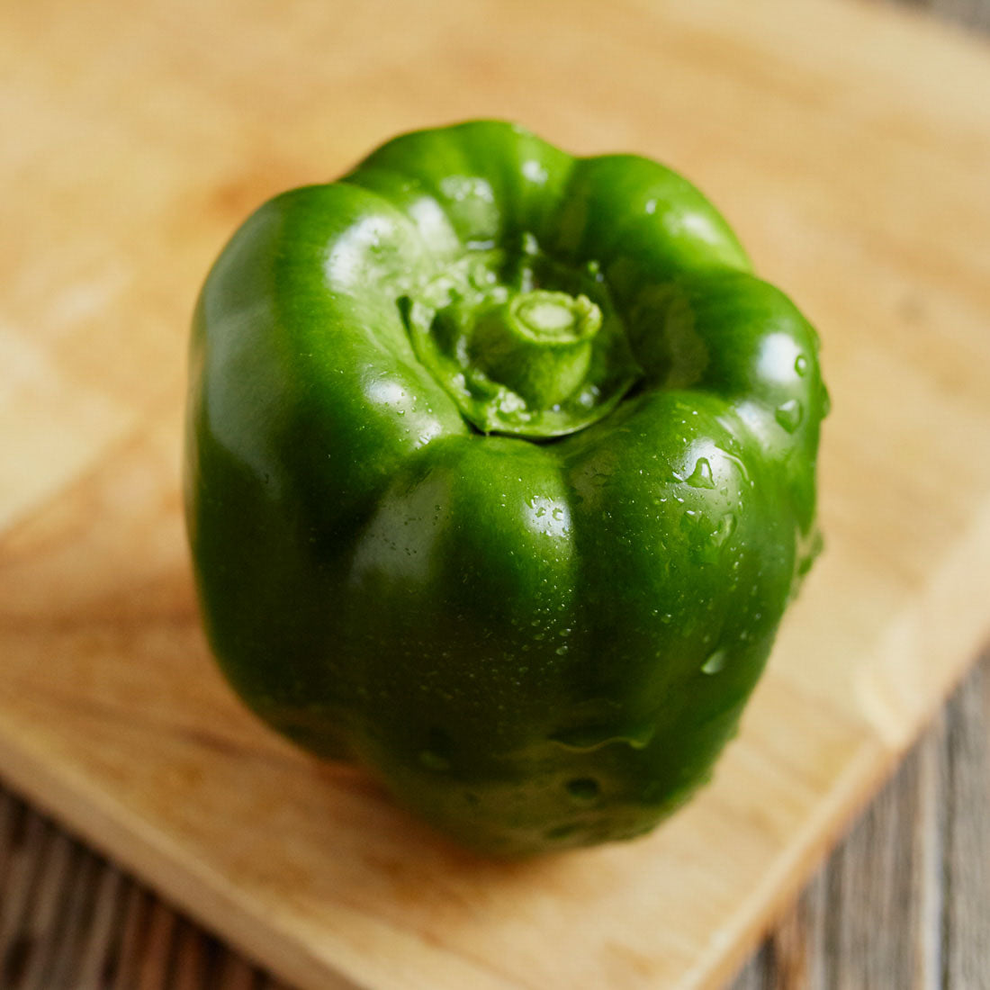 grüne Freiland Paprika
