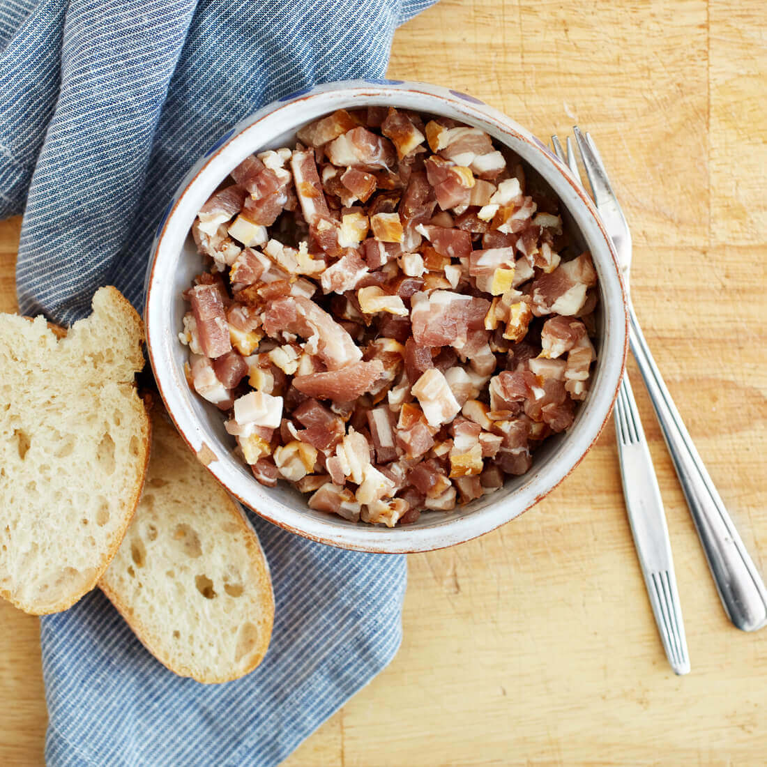 Gewürfelter Speck